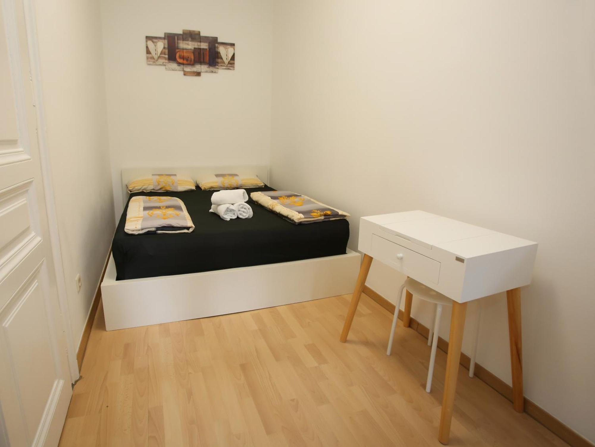 Appartement Elegance Gem With Free Parking And Fast Internet 250 Mbits