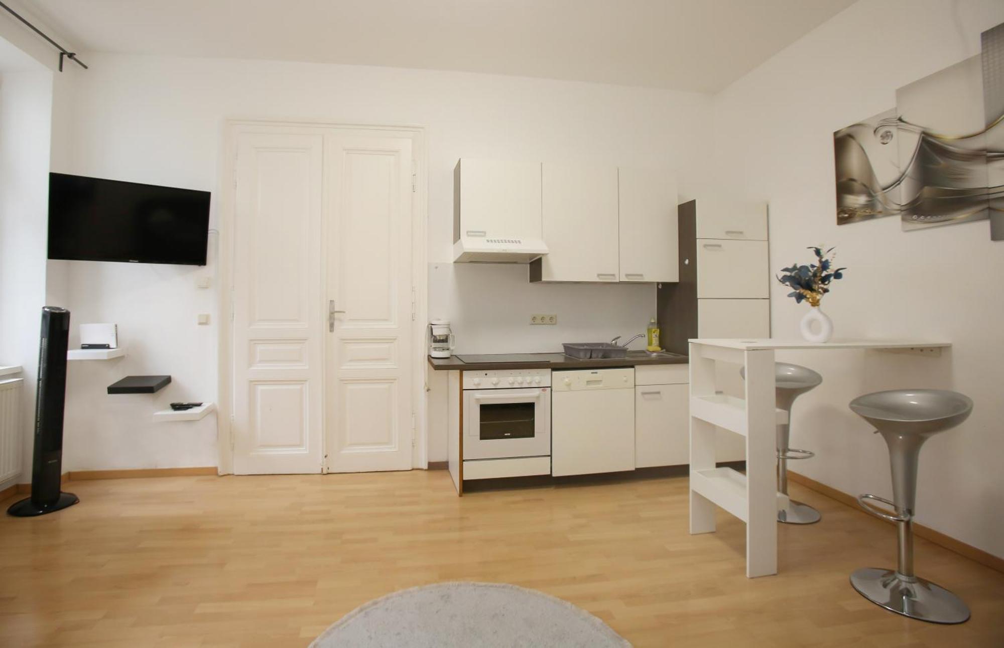 Elegance Gem With Free Parking And Fast Internet 250 Mbits Apartament Viena